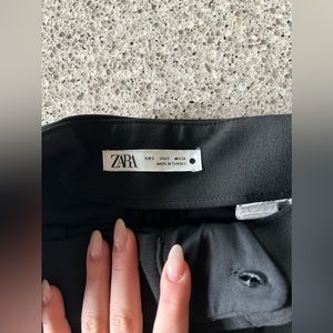 Zara short